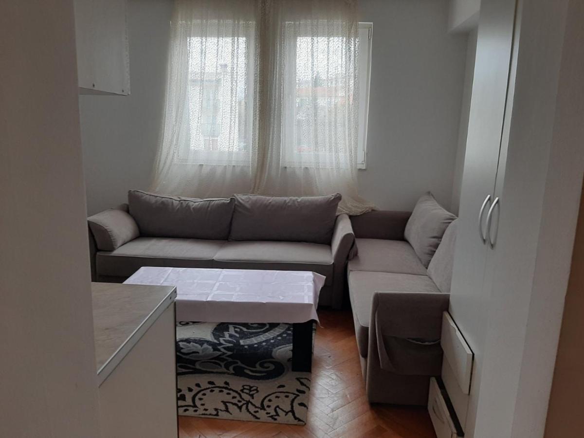 Ulpiana Apartment Centrum, Prishtine Eksteriør bilde